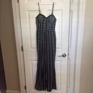 Black and White Chic Jumper